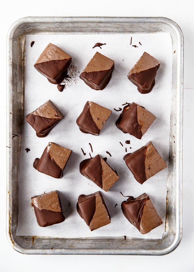 Valentine's Day chocolate dessert: chocolate marshmallows for two