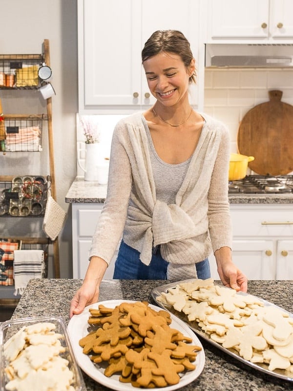 how-to-host-a-cookie-decorating-party