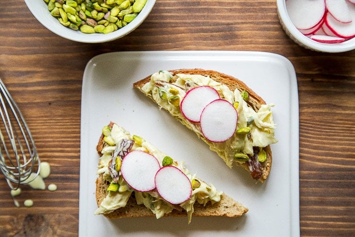 lemon-chicken-salad Chicken Salad with Pistachio and Dates @dessertfortwo