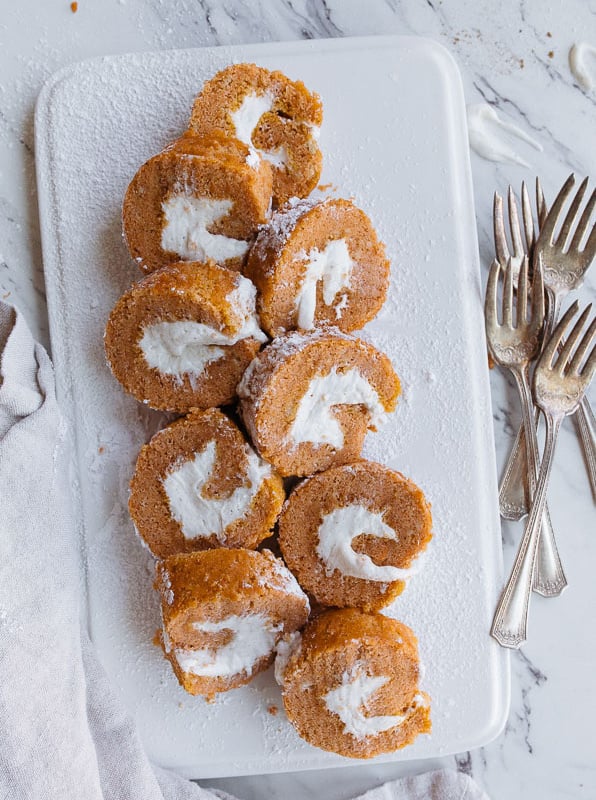 pumpkin-cake-roll